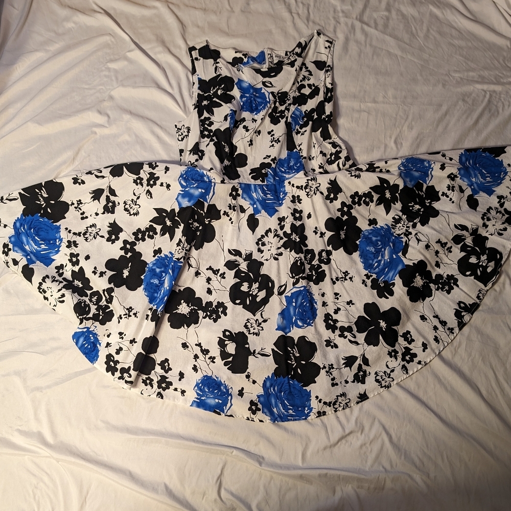 50s Inspired Floral Tea Length Dress 2X
